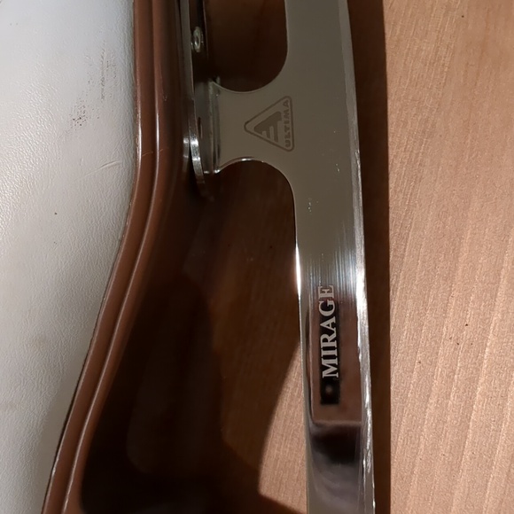 Jackson Classique figure skates and guards - size 5 - Picture 5 of 10